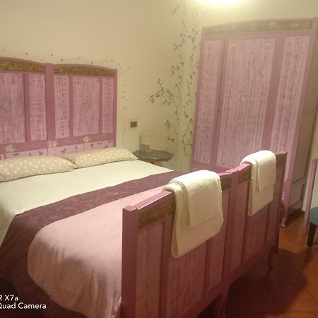 Bed and Breakfast Il Nido Del Pettirosso Борґоманеро Екстер'єр фото
